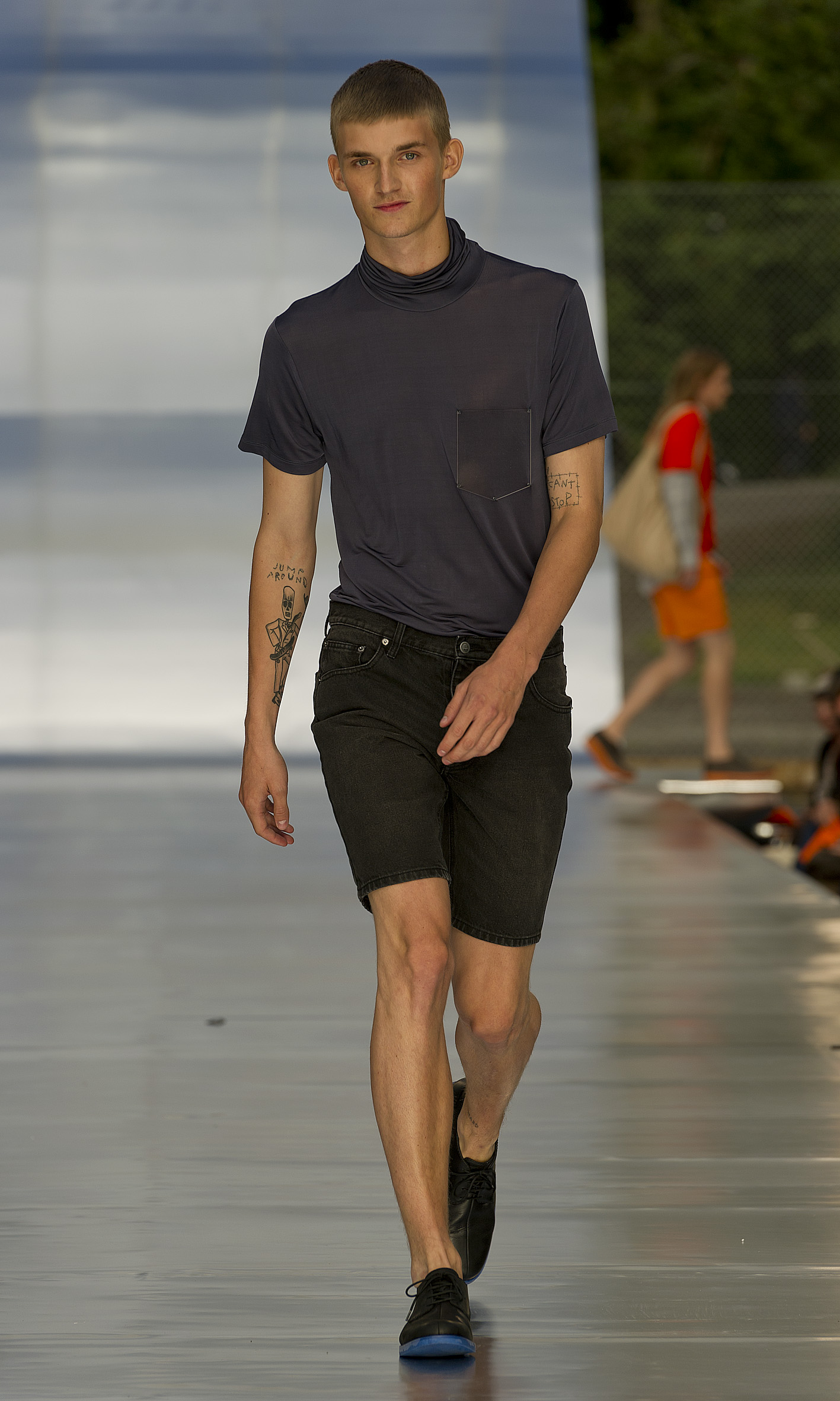 Cheap Monday 2012 ˹¸砖ĦDƬ