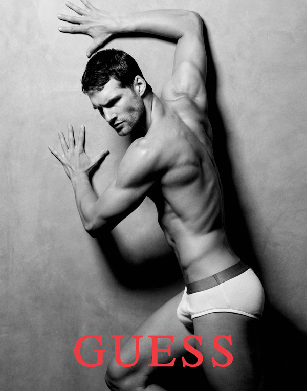 Guess 2011ﶬʿV DƬ