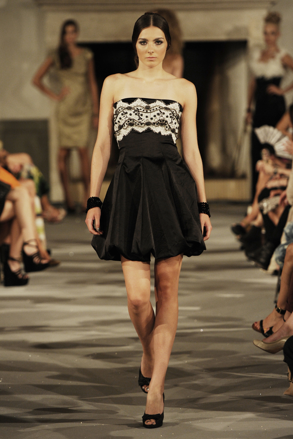 Stasia 2012 籾DƬ