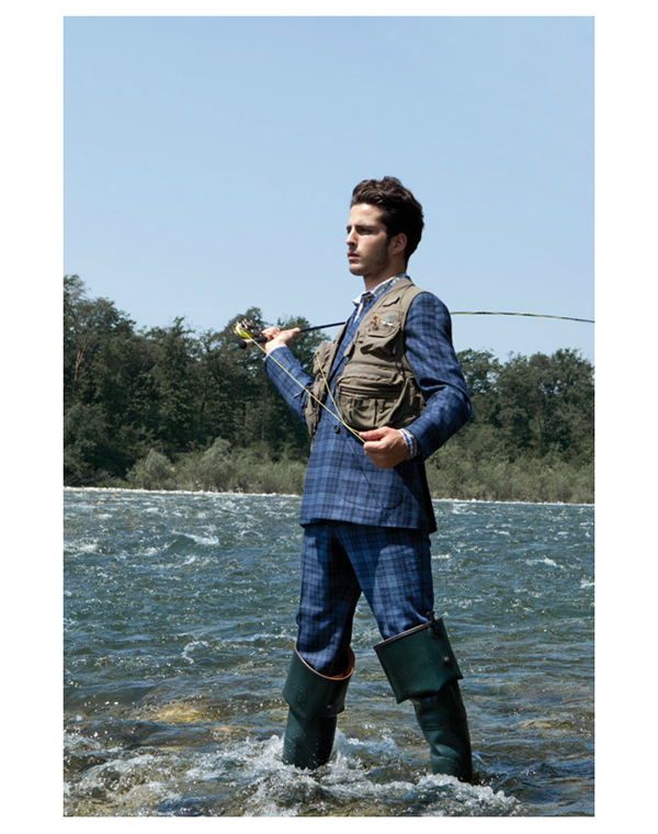 Isaia 2011ﶬbLookbookDƬ