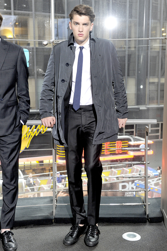 DKNY 2012ĳ¸DƬ
