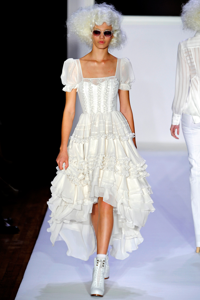 Bebe 2012DƬ