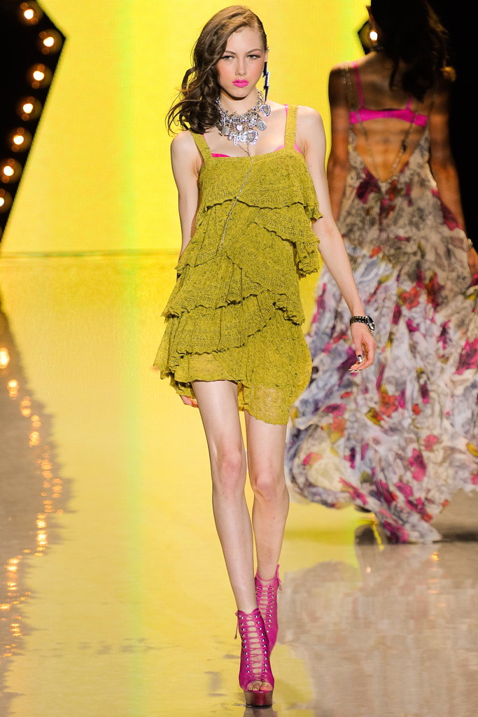 Betsey Johnson 2012DƬ