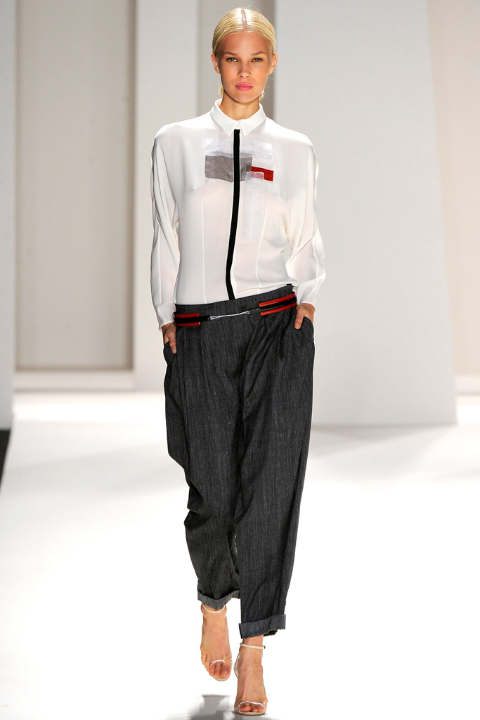Carolina Herrera 2012DƬ