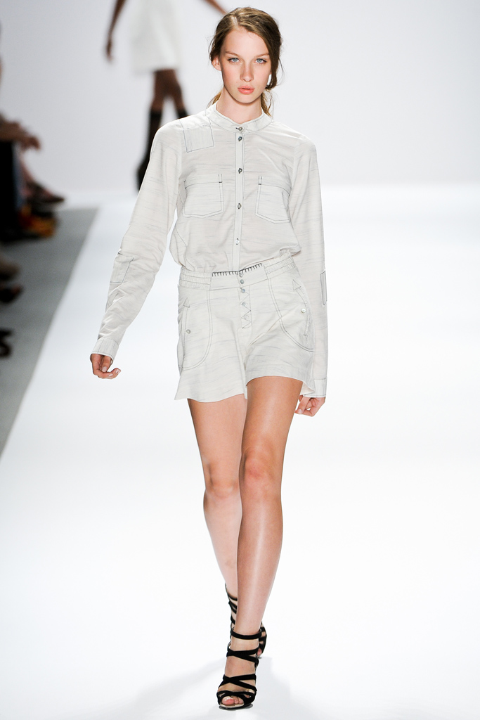 Charlotte Ronson 2012DƬ