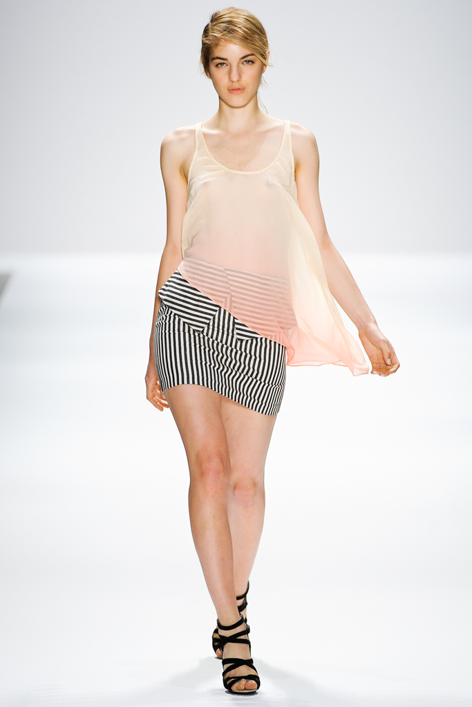 Charlotte Ronson 2012DƬ