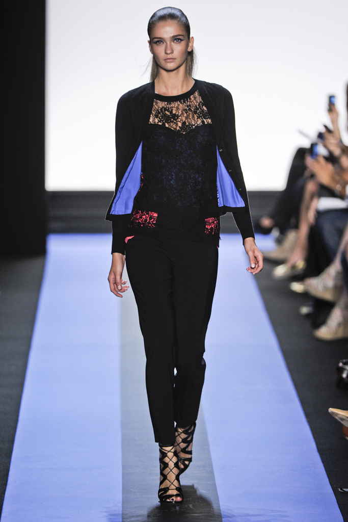 Monique Lhuillier 2012(chng)DƬ