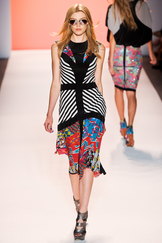 Nicole Miller 2012DƬ
