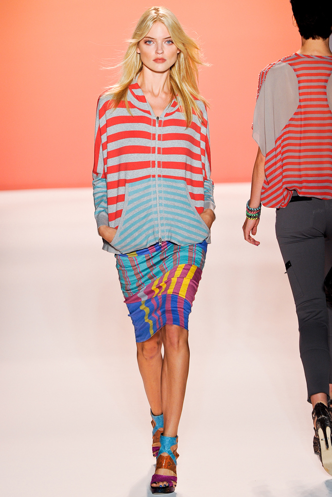 Nicole Miller 2012DƬ
