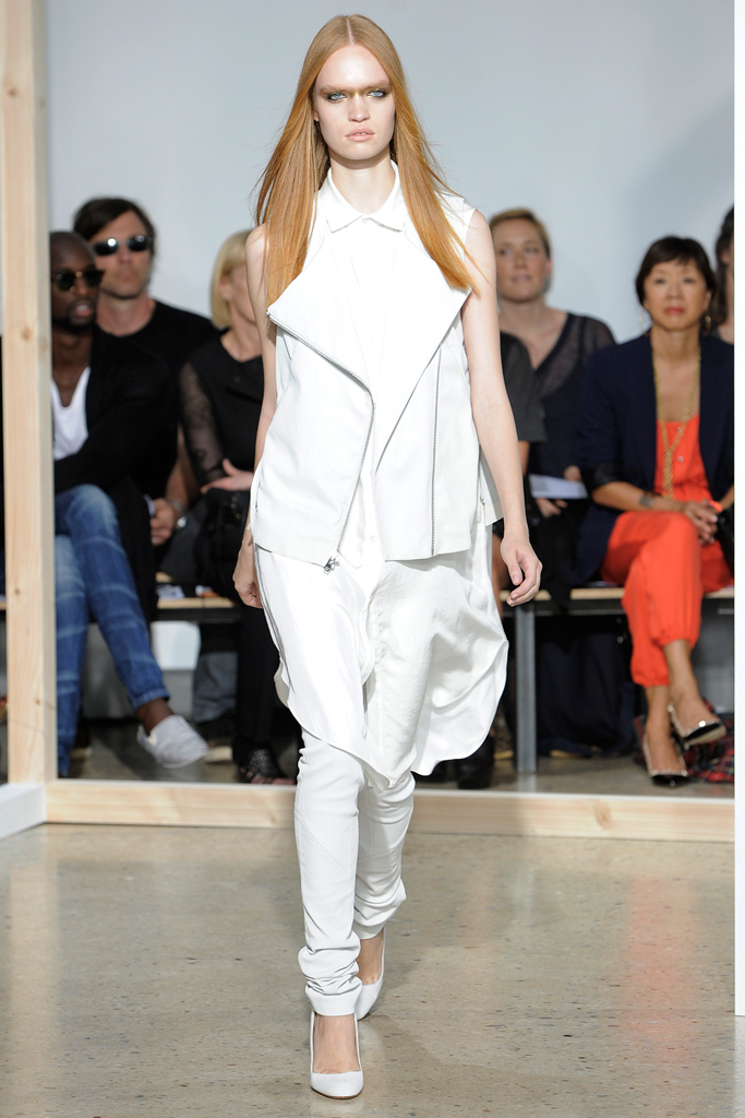 Tess Giberson 2012DƬ