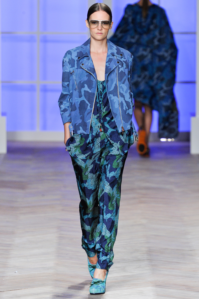 Tommy Hilfiger 2012DƬ