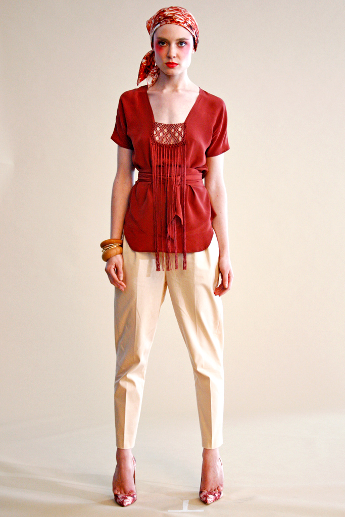 Tribune Standard 2012DƬ