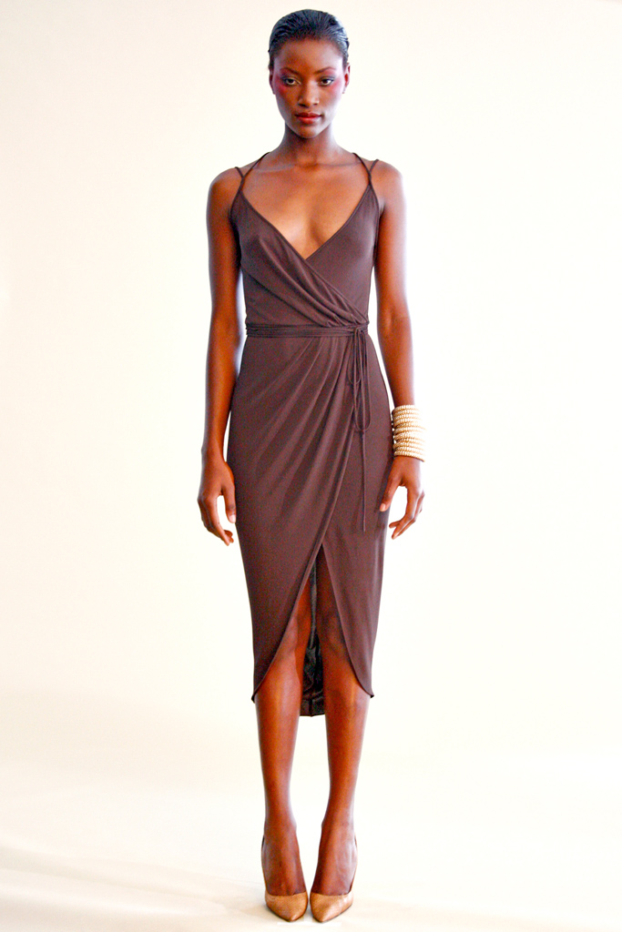 Tribune Standard 2012DƬ