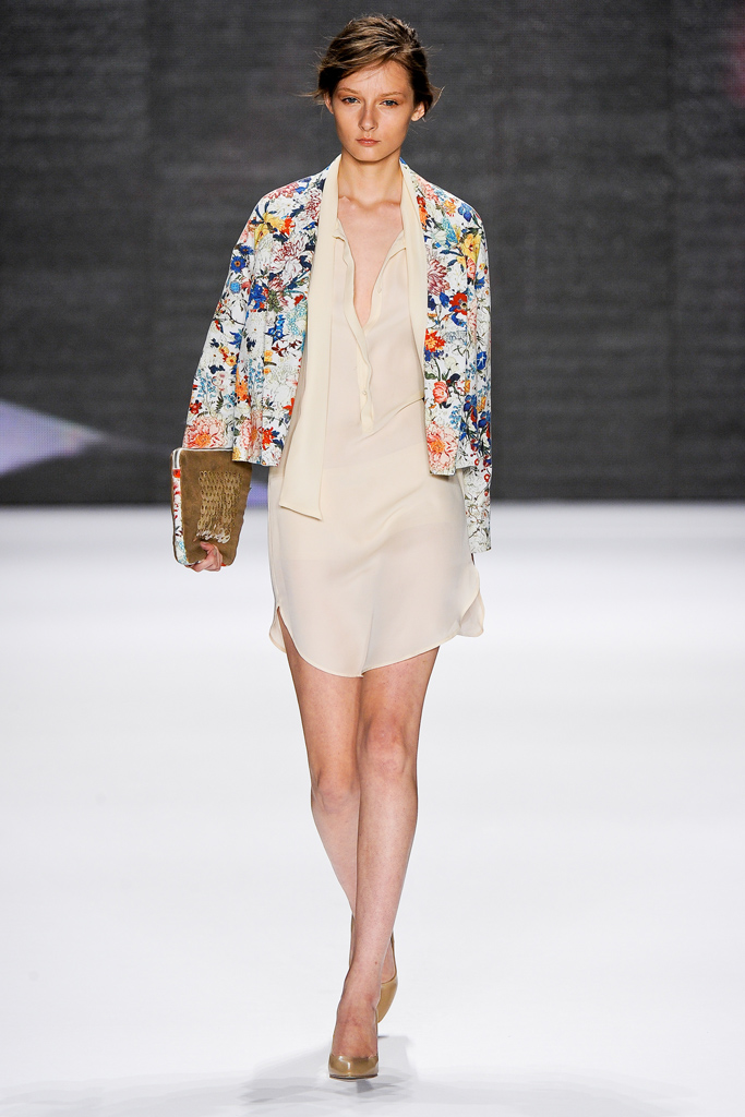 Vivienne Tam 2012DƬ