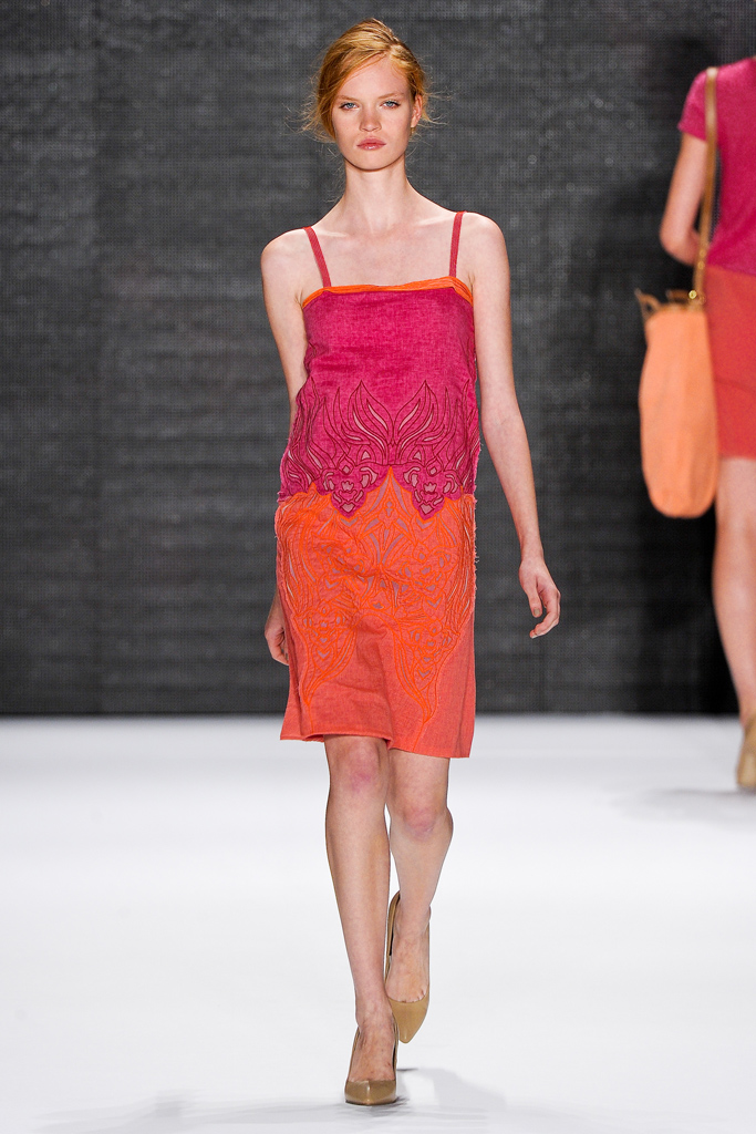 Vivienne Tam 2012DƬ