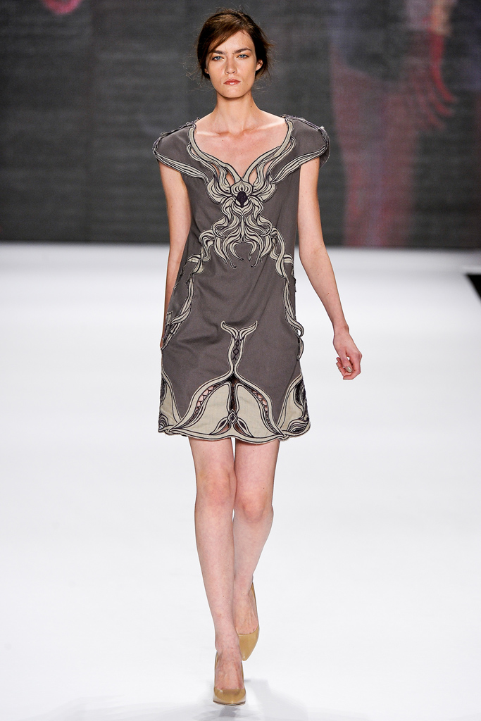 Vivienne Tam 2012DƬ