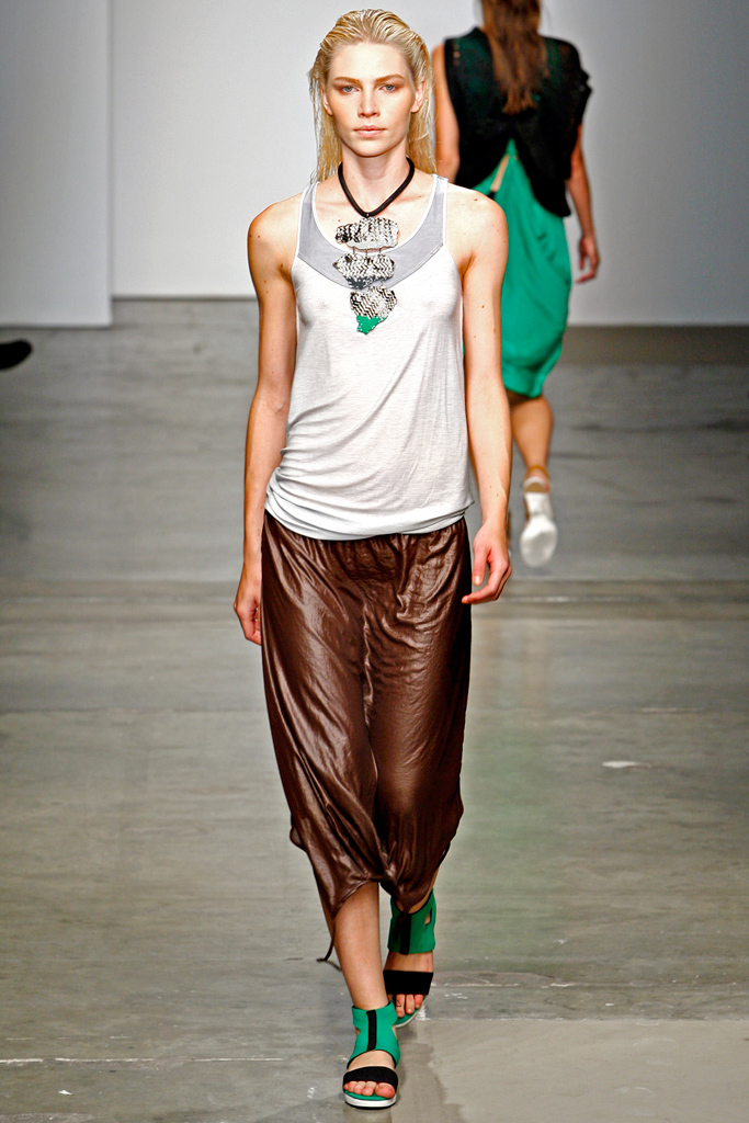 VPL 2012DƬ