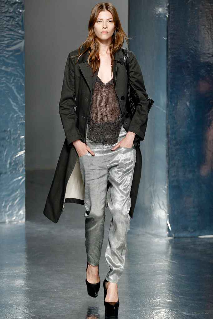 Theyskens Theory 2012DƬ