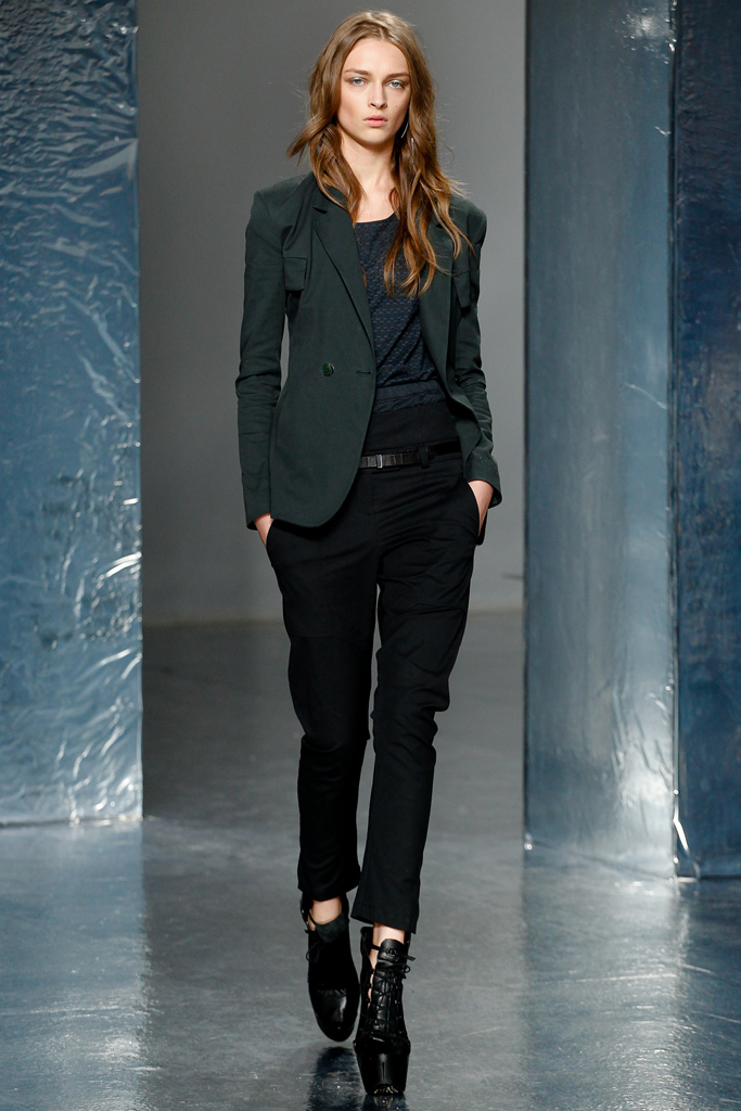 Theyskens Theory 2012(chng)DƬ
