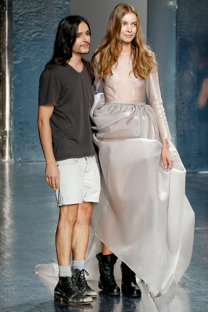 Theyskens Theory 2012(chng)DƬ