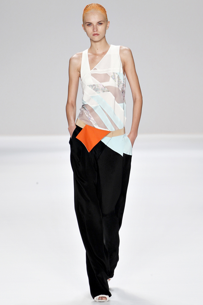 Narciso Rodriguez 2012(chng)DƬ
