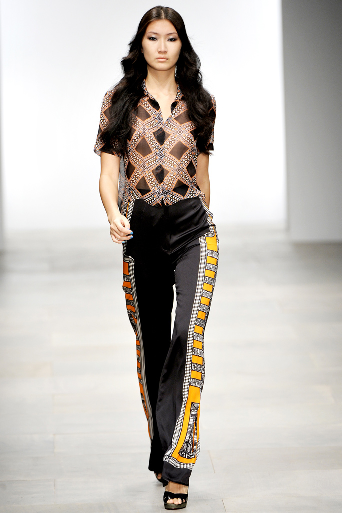 Holly Fulton 2012DƬ
