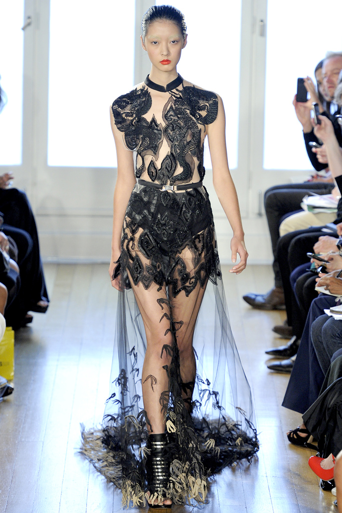 Julien Macdonald 2012DƬ