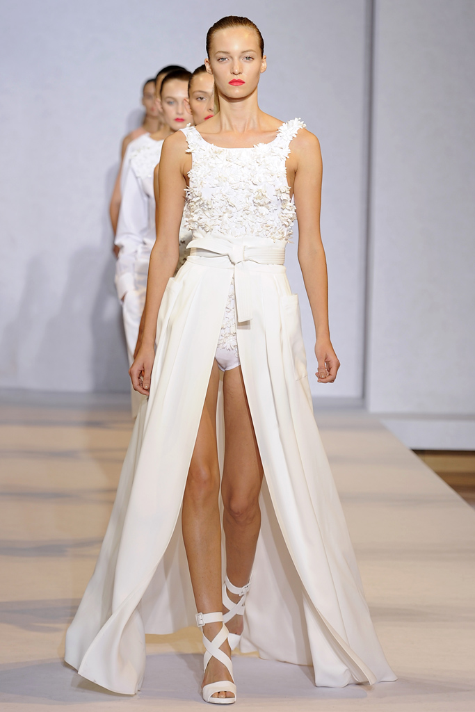 Nicole Farhi 2012(chng)DƬ