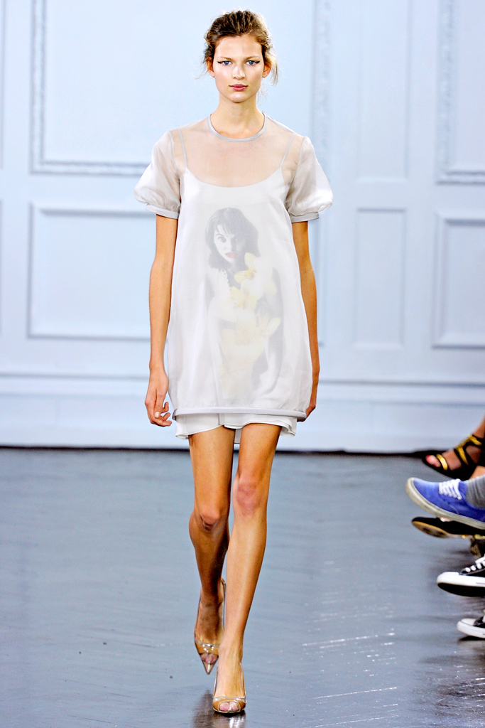 Richard Nicoll 2012DƬ