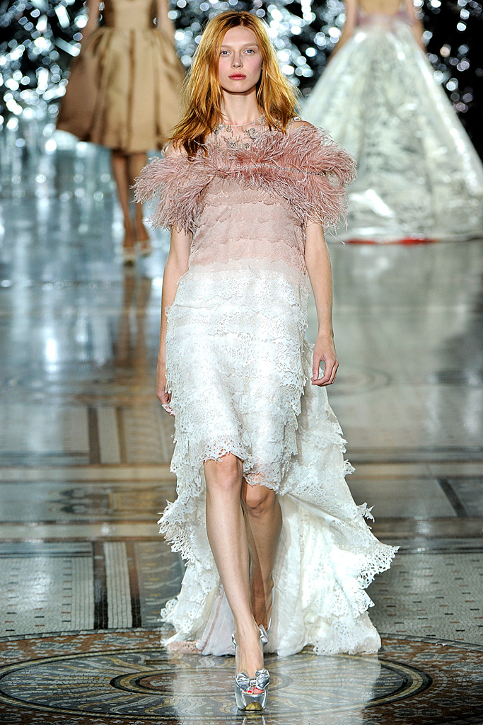 Giles 2012DƬ