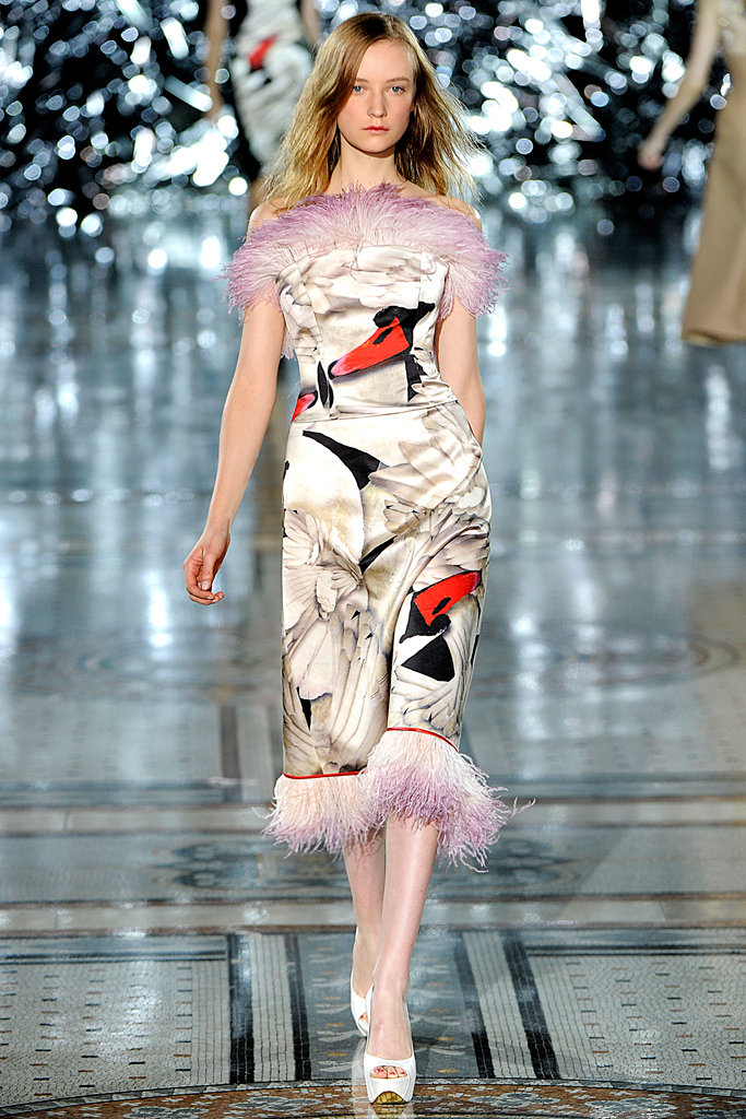Giles 2012DƬ