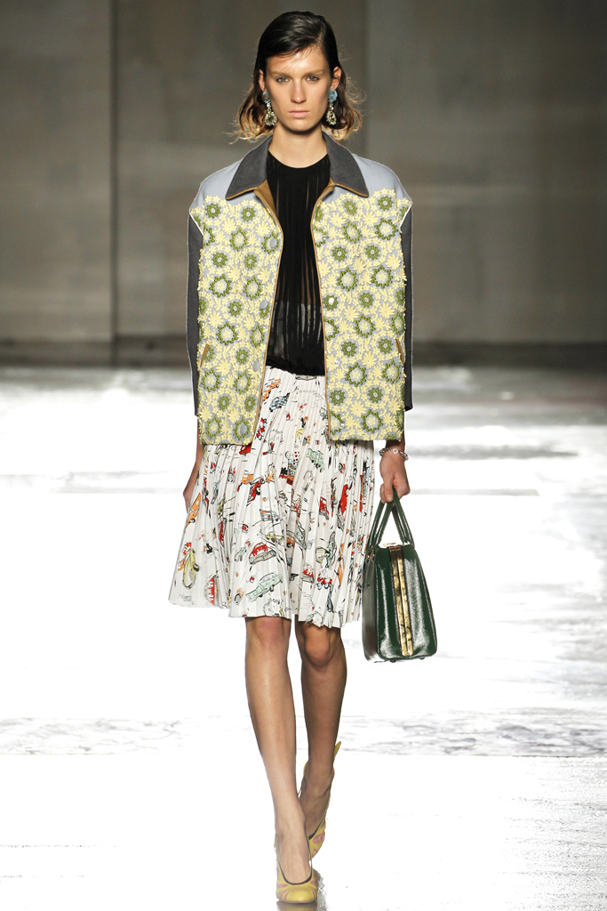Prada 2012DƬ