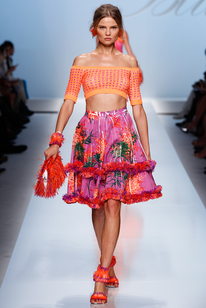 Blumarine 2012DƬ