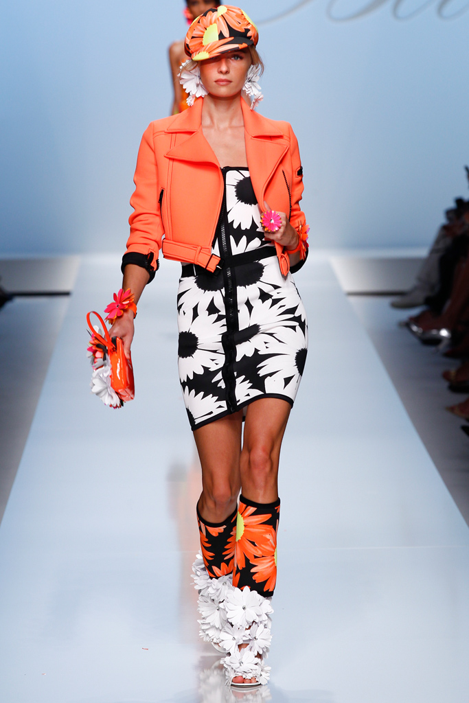 Blumarine 2012DƬ