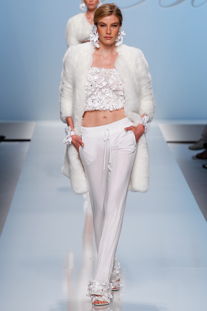 Blumarine 2012DƬ