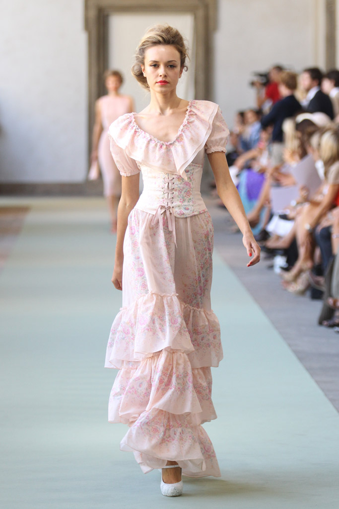 Luisa Beccaria 2012DƬ