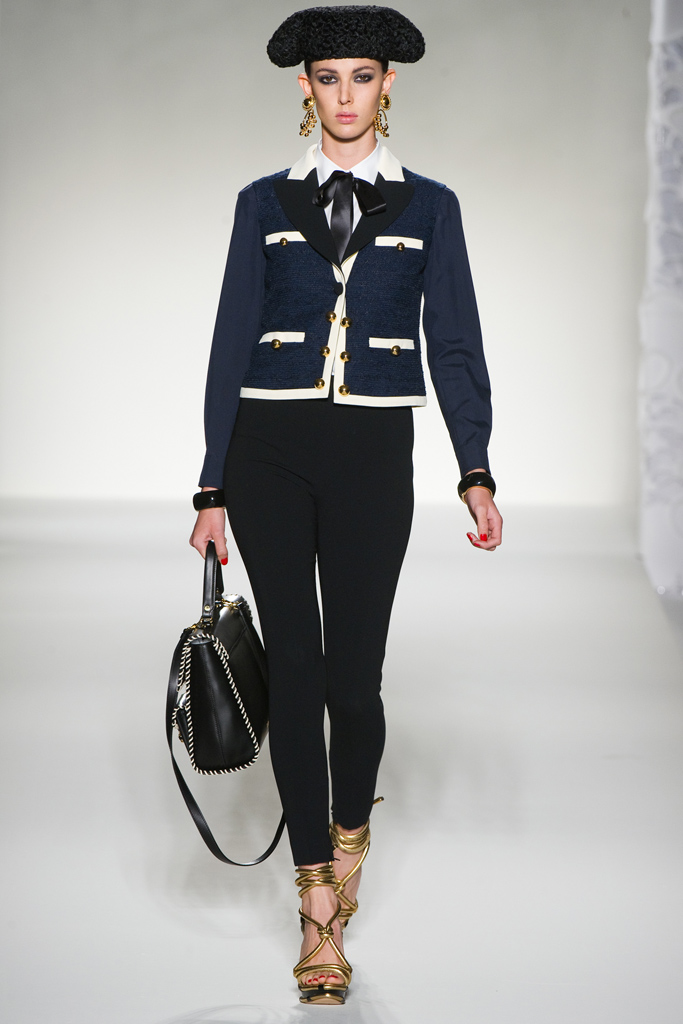 Moschino 2012DƬ