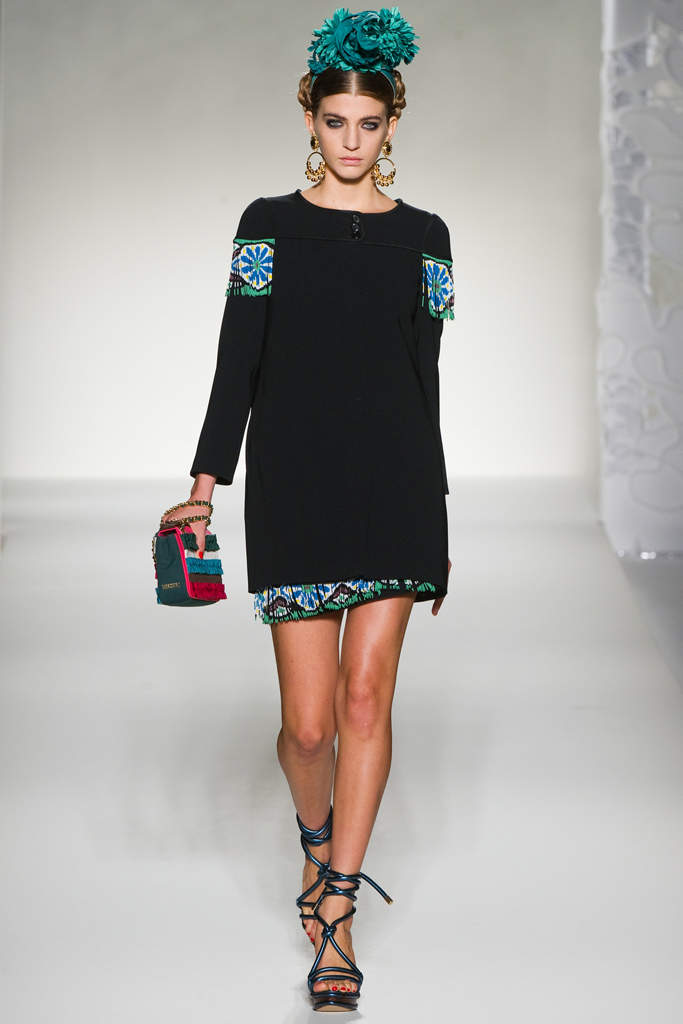 Moschino 2012DƬ