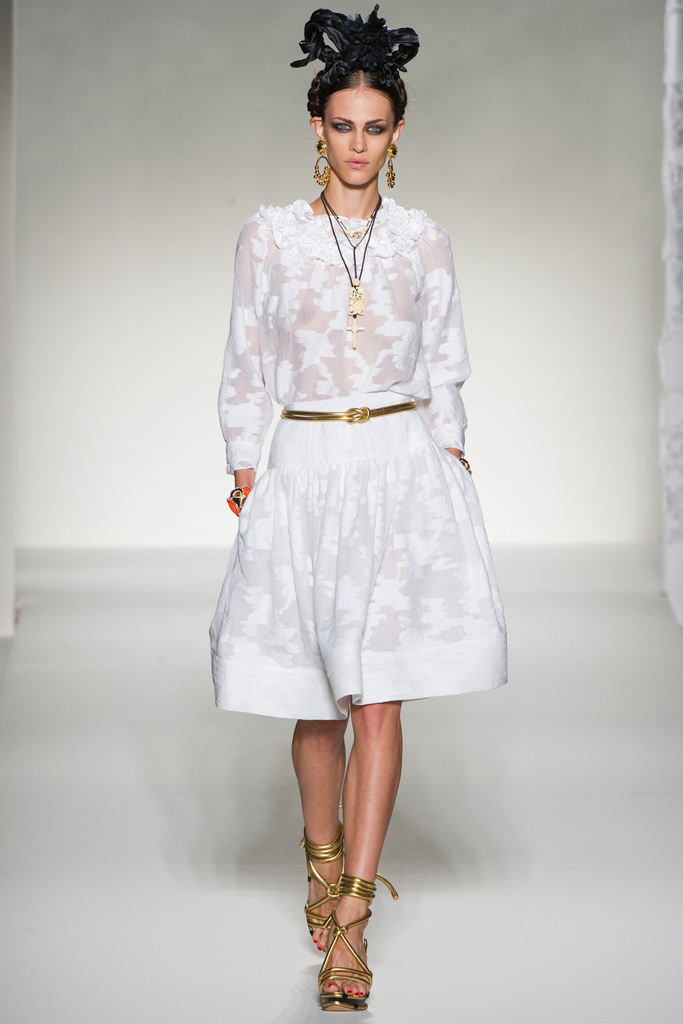 Moschino 2012DƬ