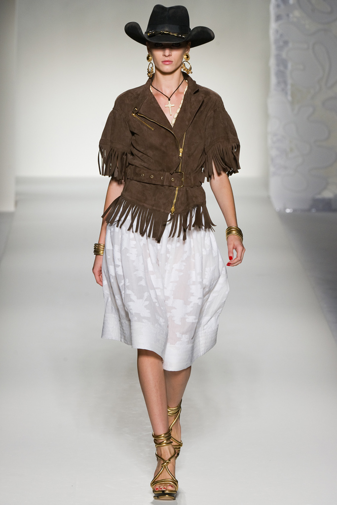 Moschino 2012DƬ