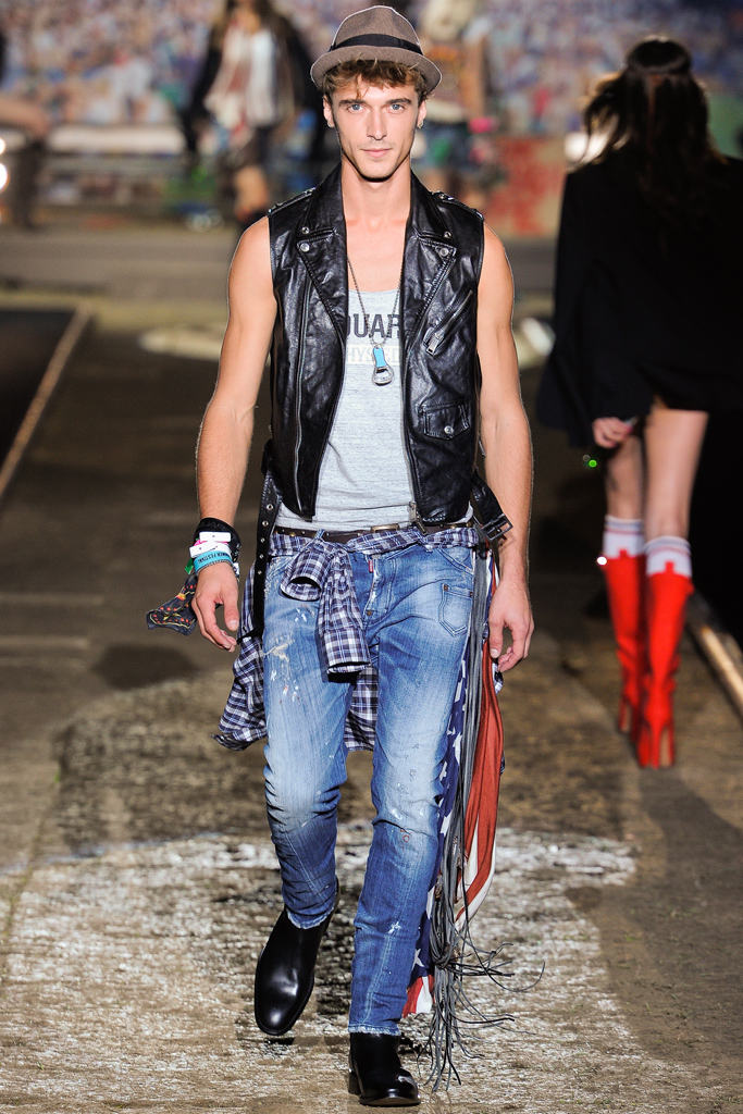 Dsquared2 2012DƬ