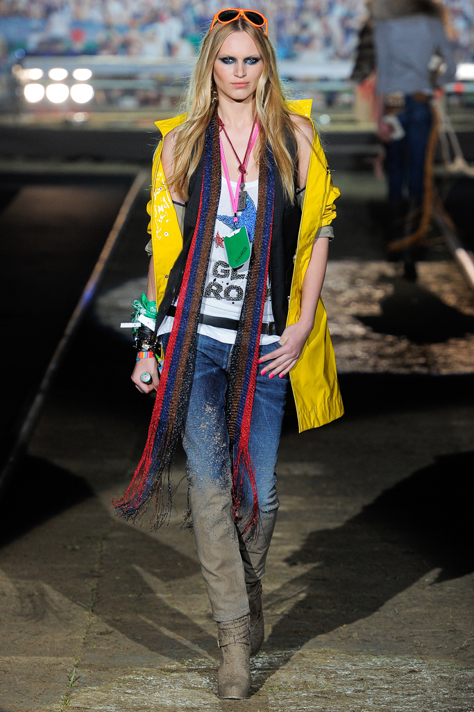 Dsquared2 2012DƬ