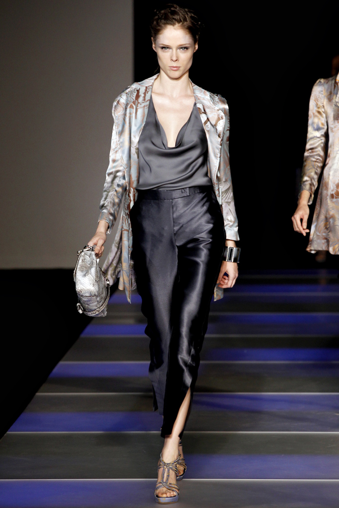 Giorgio Armani 2012DƬ