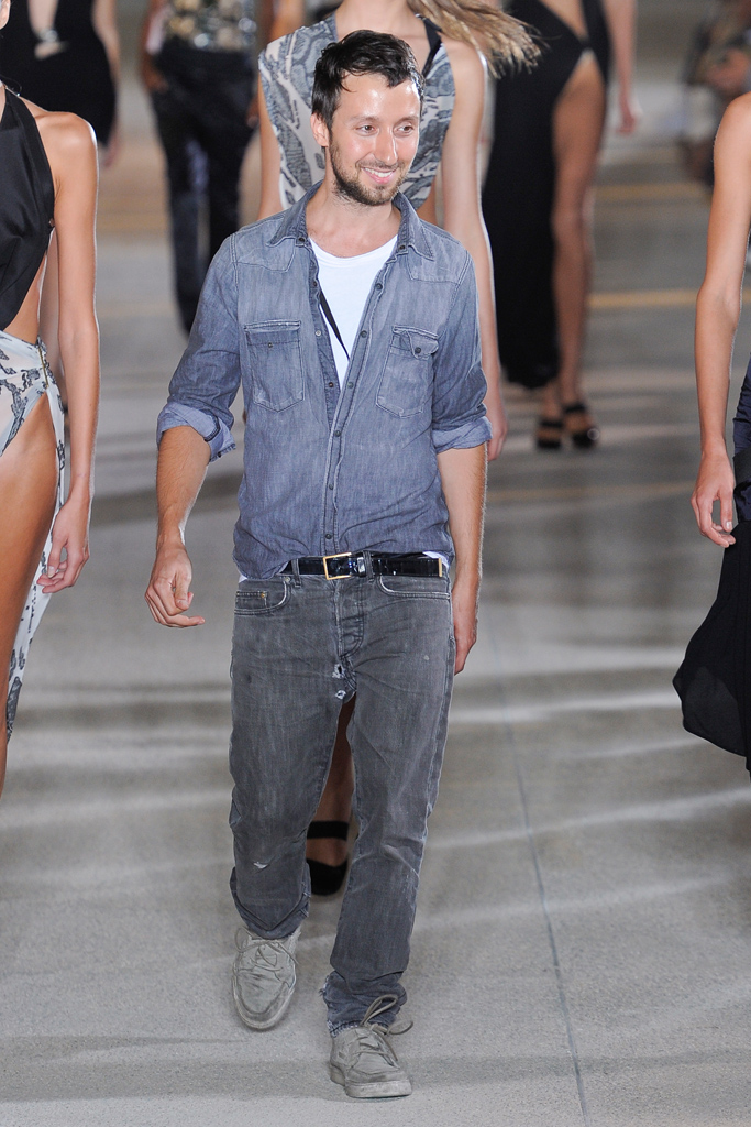 Anthony Vaccarello 2012DƬ