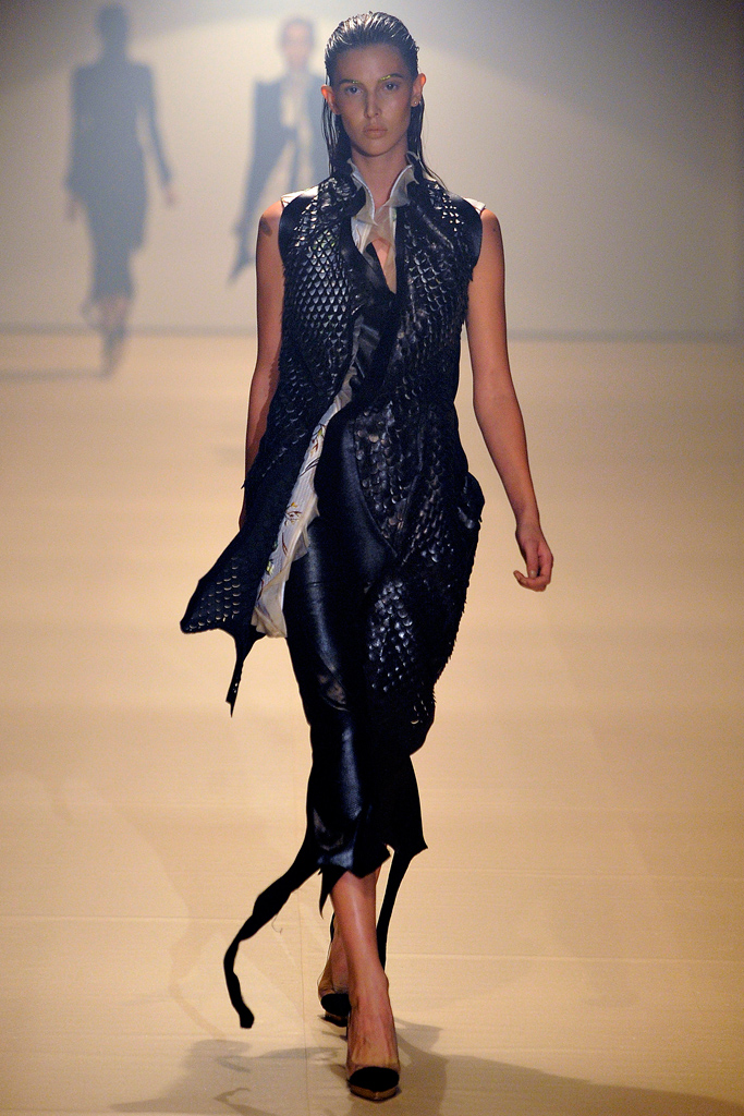 Mugler 2012DƬ