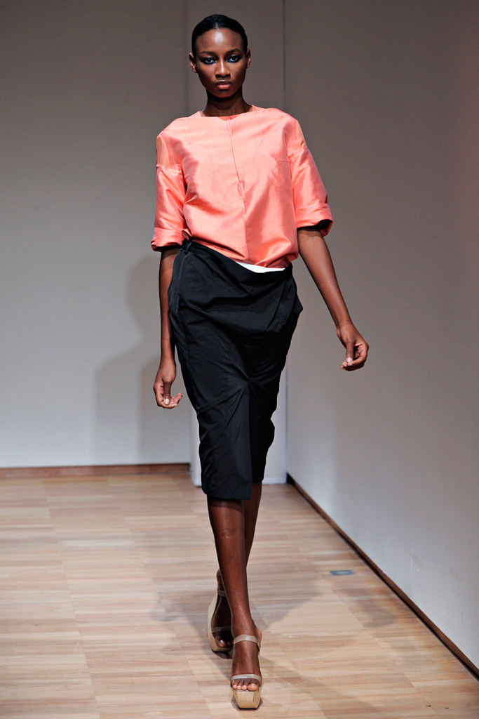 Anne Valerie Hash 2012DƬ