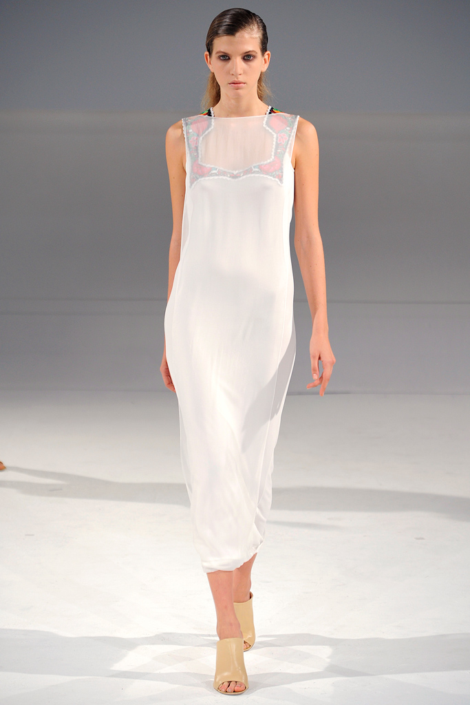 Chalayan 2012DƬ