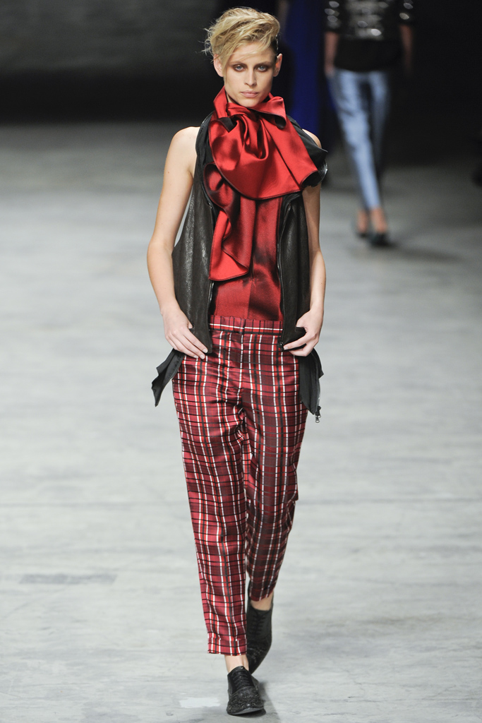 Haider Ackermann 2012DƬ