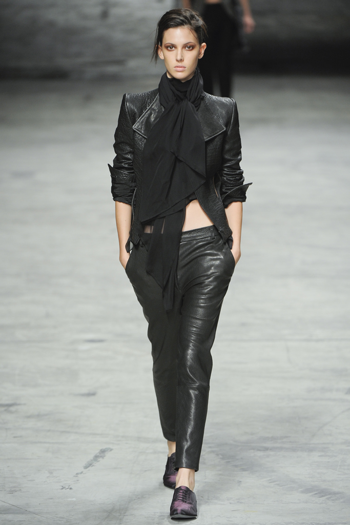 Haider Ackermann 2012DƬ