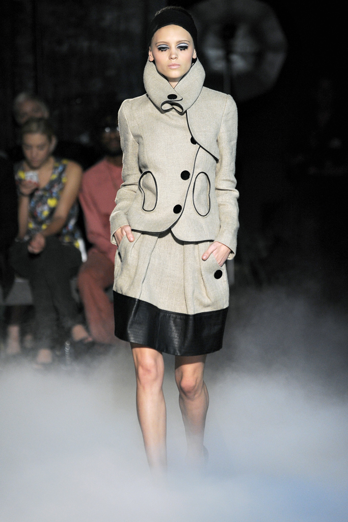 Jean-Charles de Castelbajac 2012(chng)DƬ